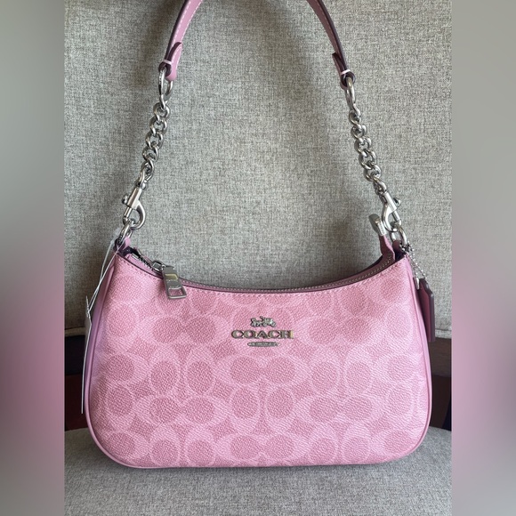 ‼️last two‼️NWT！COACH TERI SHOULDER BAG IN SIGNATURE（COACH CV933）Dusty Pink